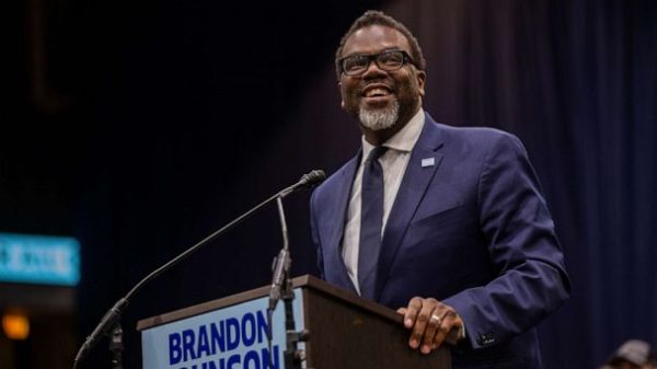 Mayor Brandon Johnson's Transition Report Inspires, Raises Concerns About Funding (Photo: Chicago Sun Times)